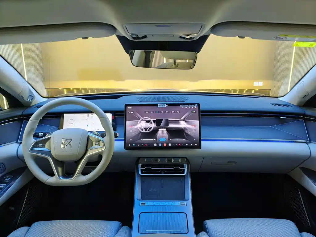 BYD Han L — миниатюра 6