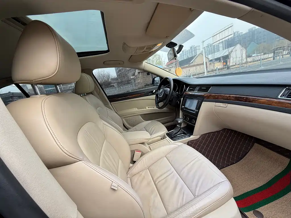Skoda Superb 1.8TSI Auto Elegant Edition, фото 10