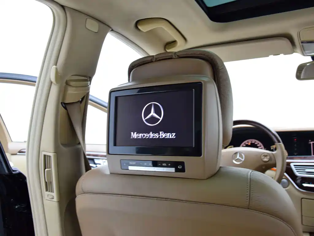 Mercedes-Benz S-Class — миниатюра 17
