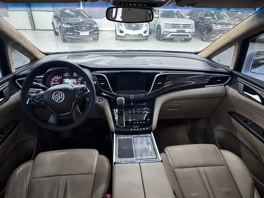 Buick GL8 — миниатюра 4