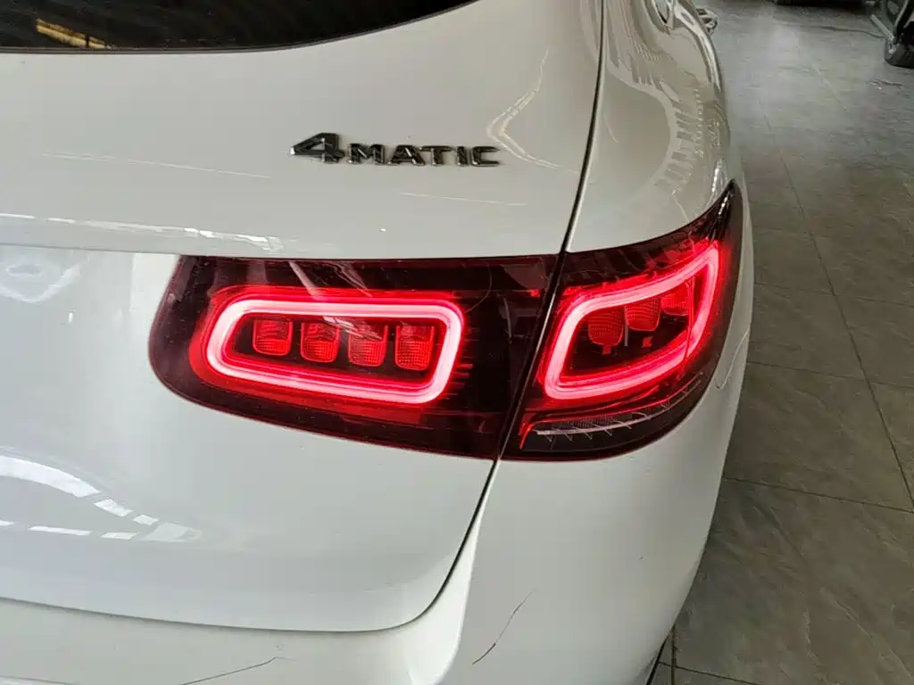 Mercedes-Benz GLC — миниатюра 8