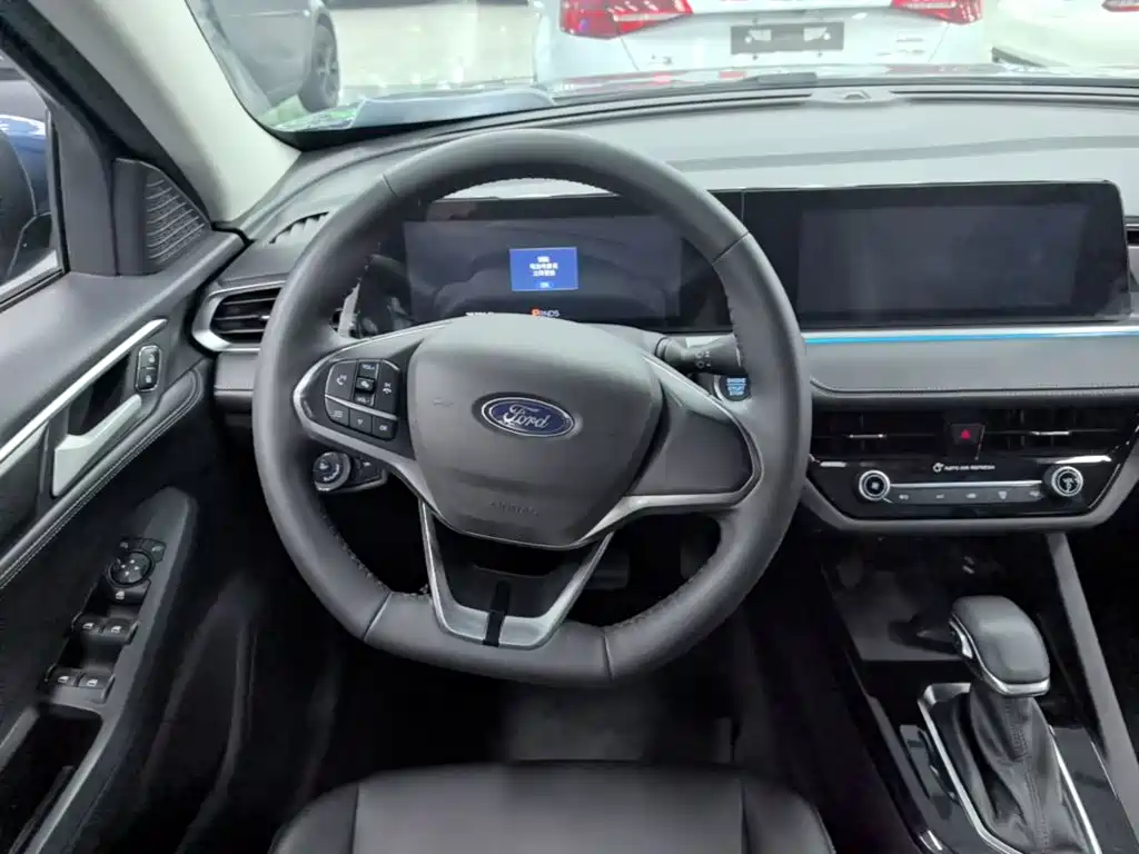 Ford Escort — миниатюра 11