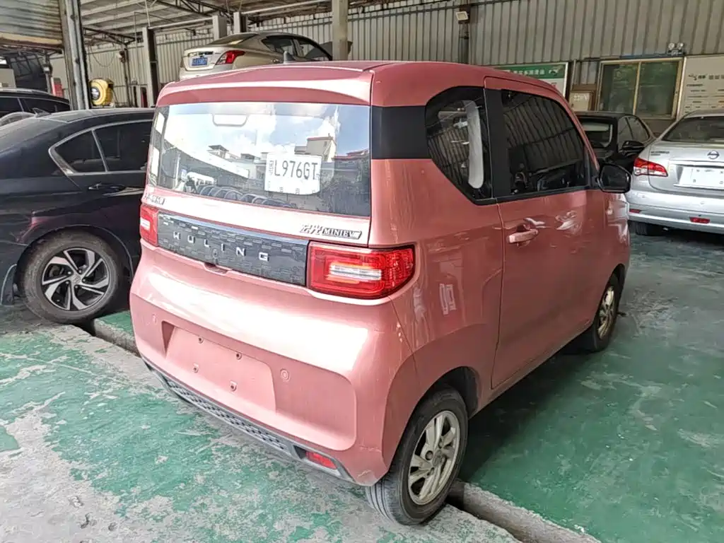 Wuling MINIEV — миниатюра 7