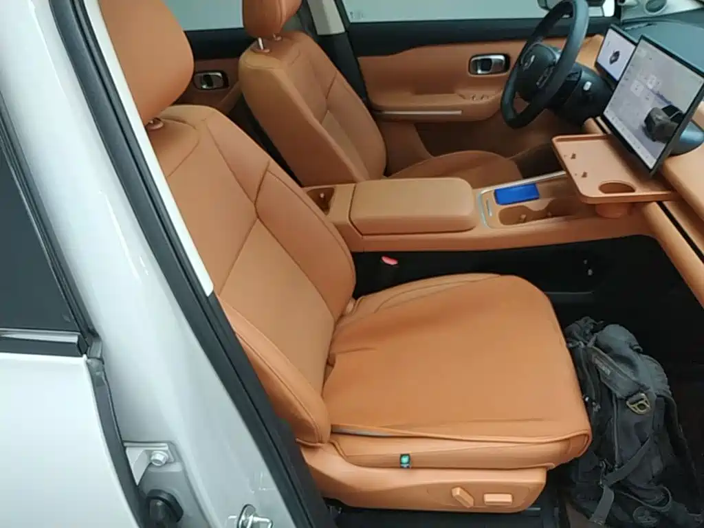 Leapmotor Leapmotor C10 — миниатюра 25