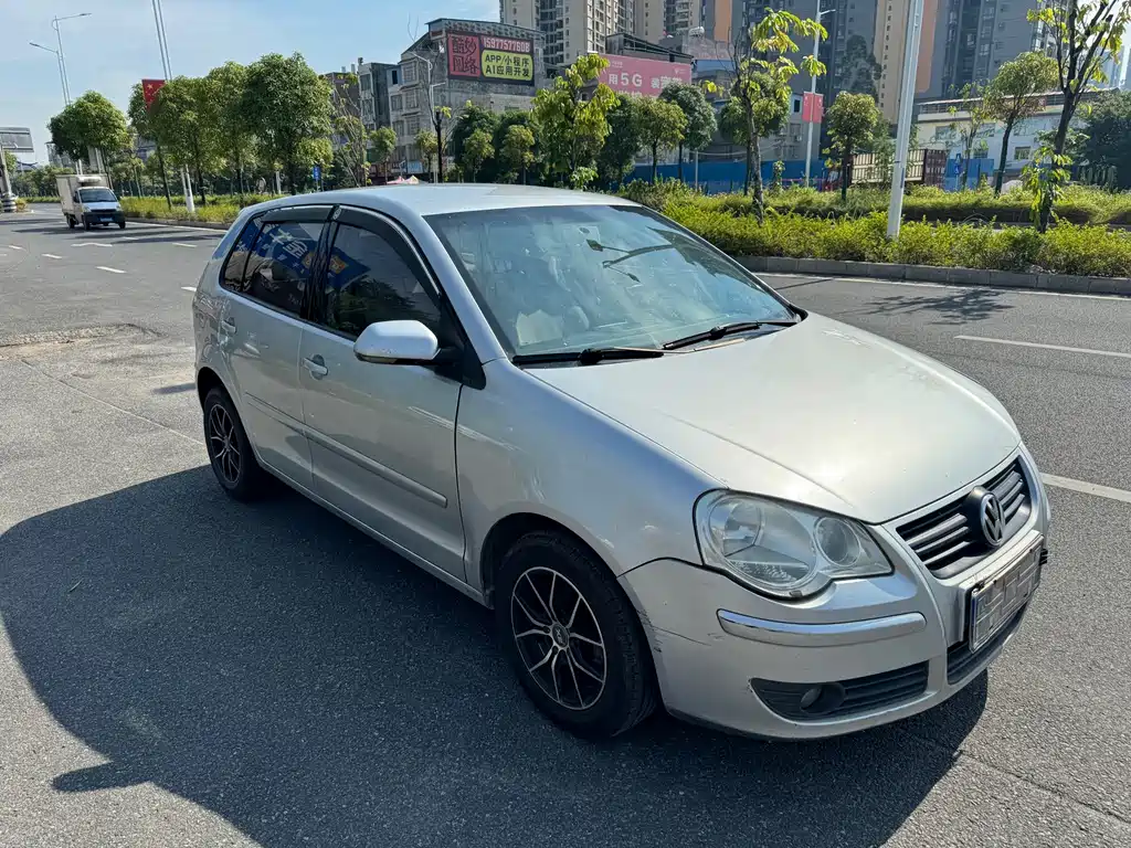 Volkswagen Polo — миниатюра 6