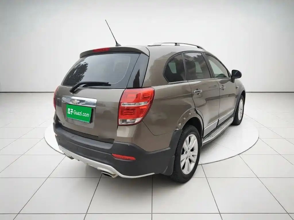 Chevrolet Captiva — миниатюра 6
