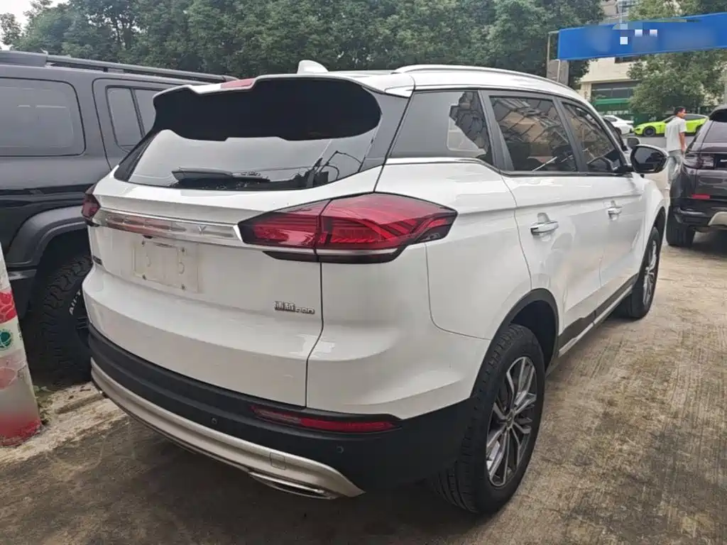 Geely Boyue — миниатюра 7