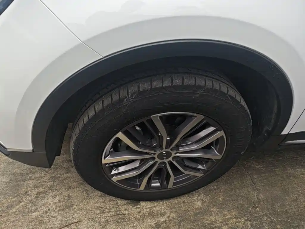 Geely Boyue — миниатюра 23