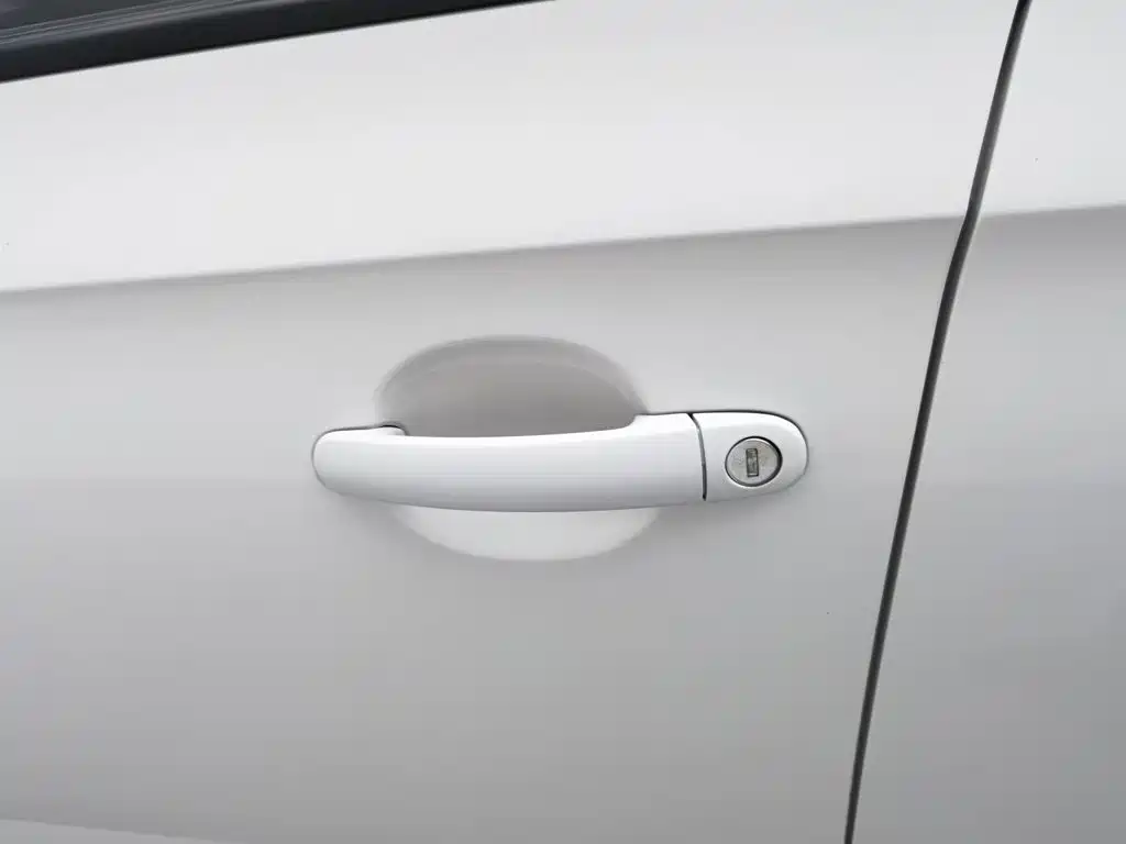 Skoda Rapid Spaceback — миниатюра 18