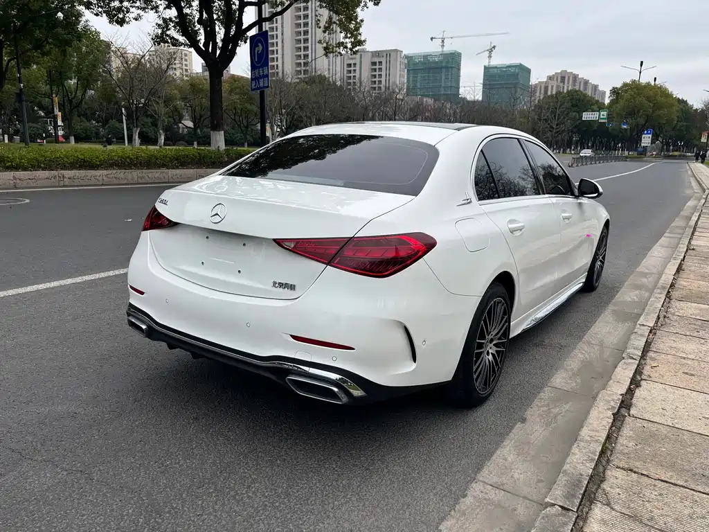 MERCEDES-BENZ C CLASS