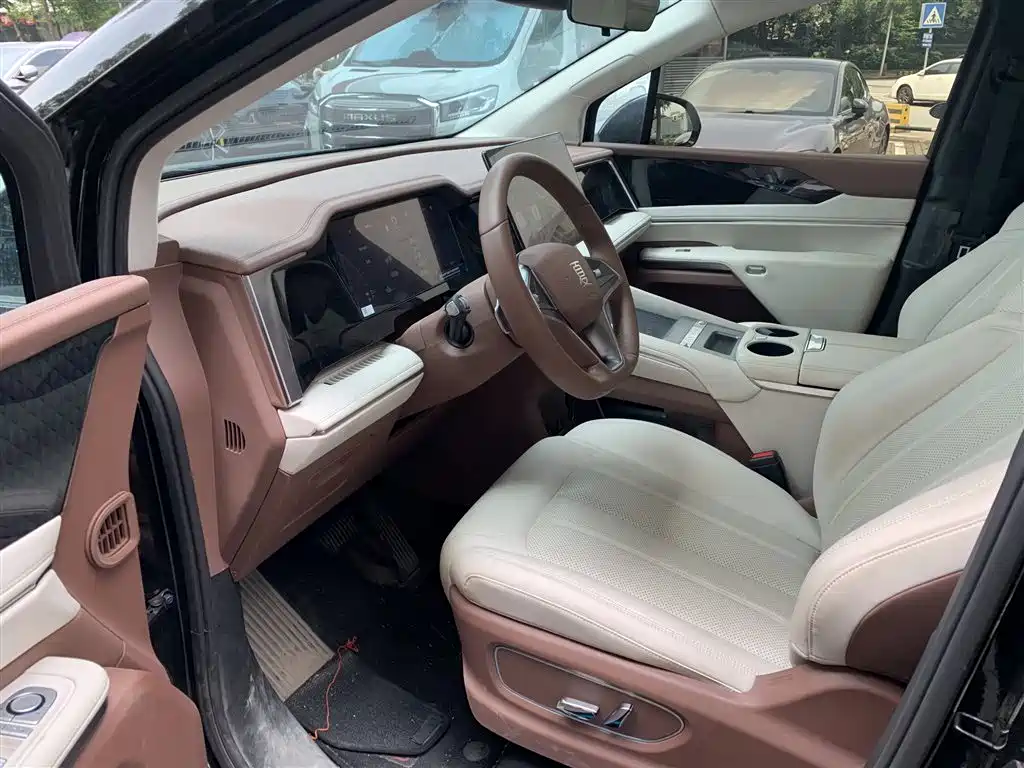 BYD Xia — миниатюра 4