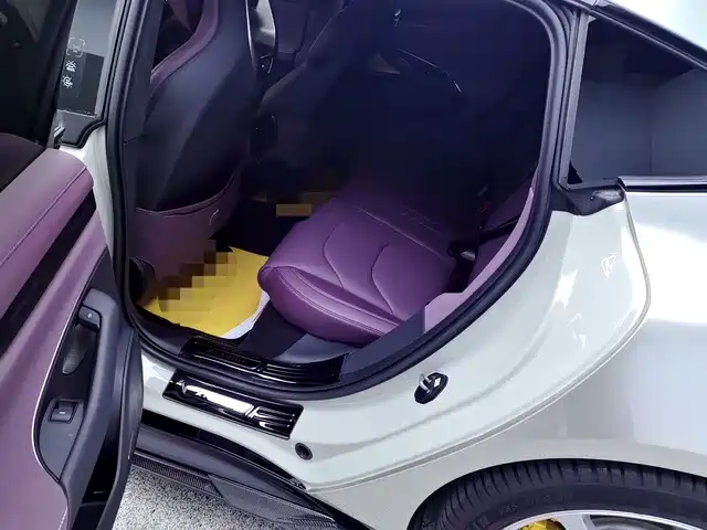 XIAOMI CAR XIAOMI SU7
