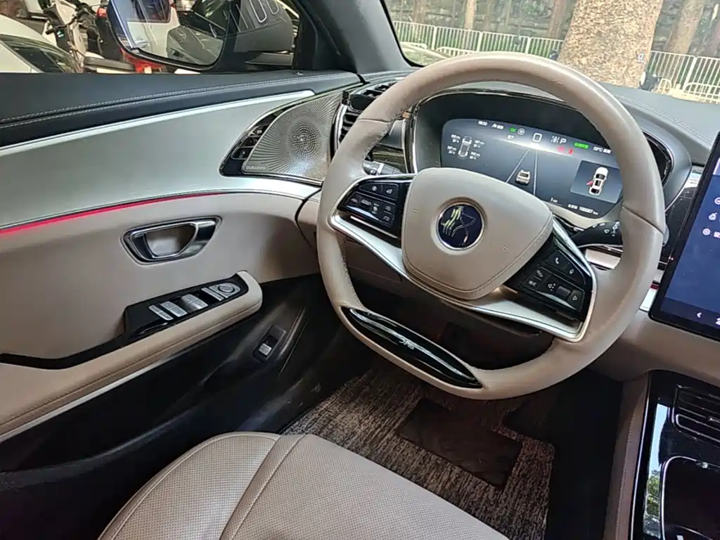 BYD Han — миниатюра 11