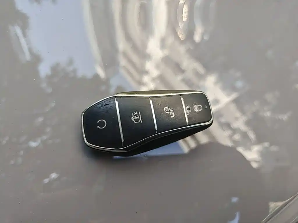 BYD Han — миниатюра 9