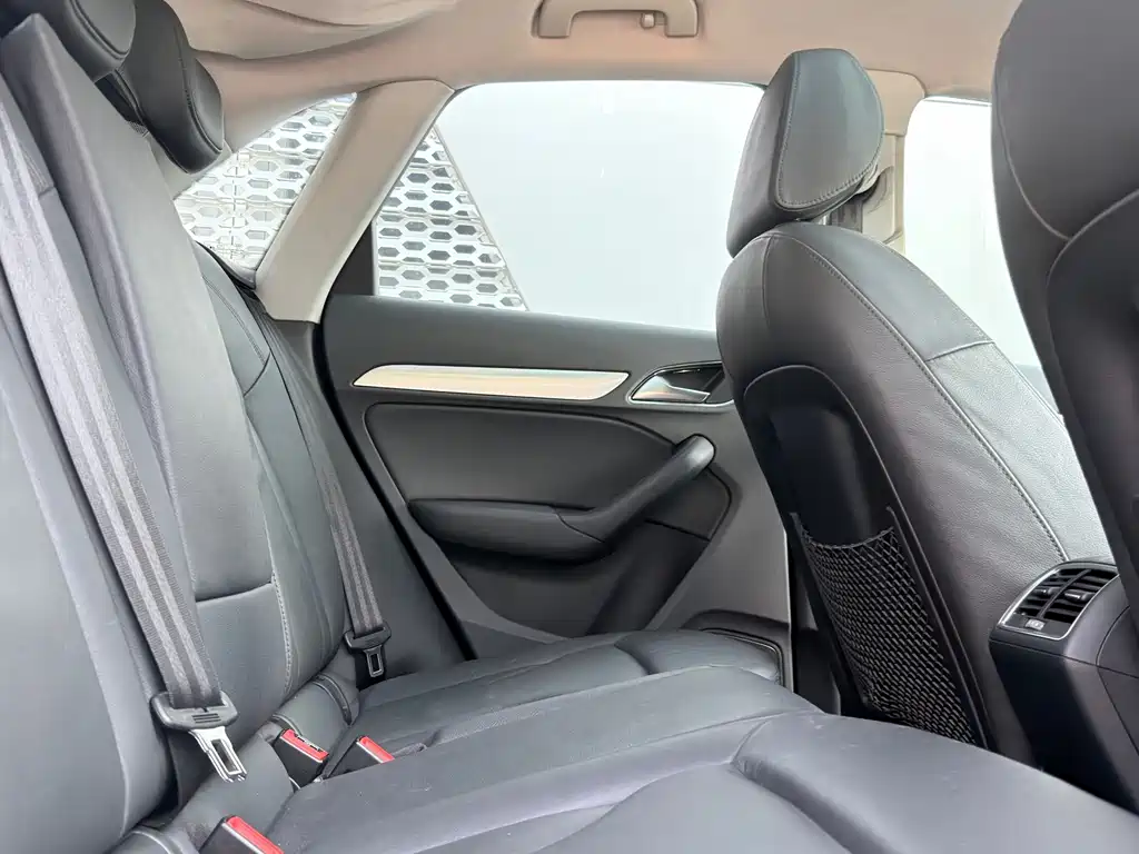 Audi Q3 — миниатюра 15