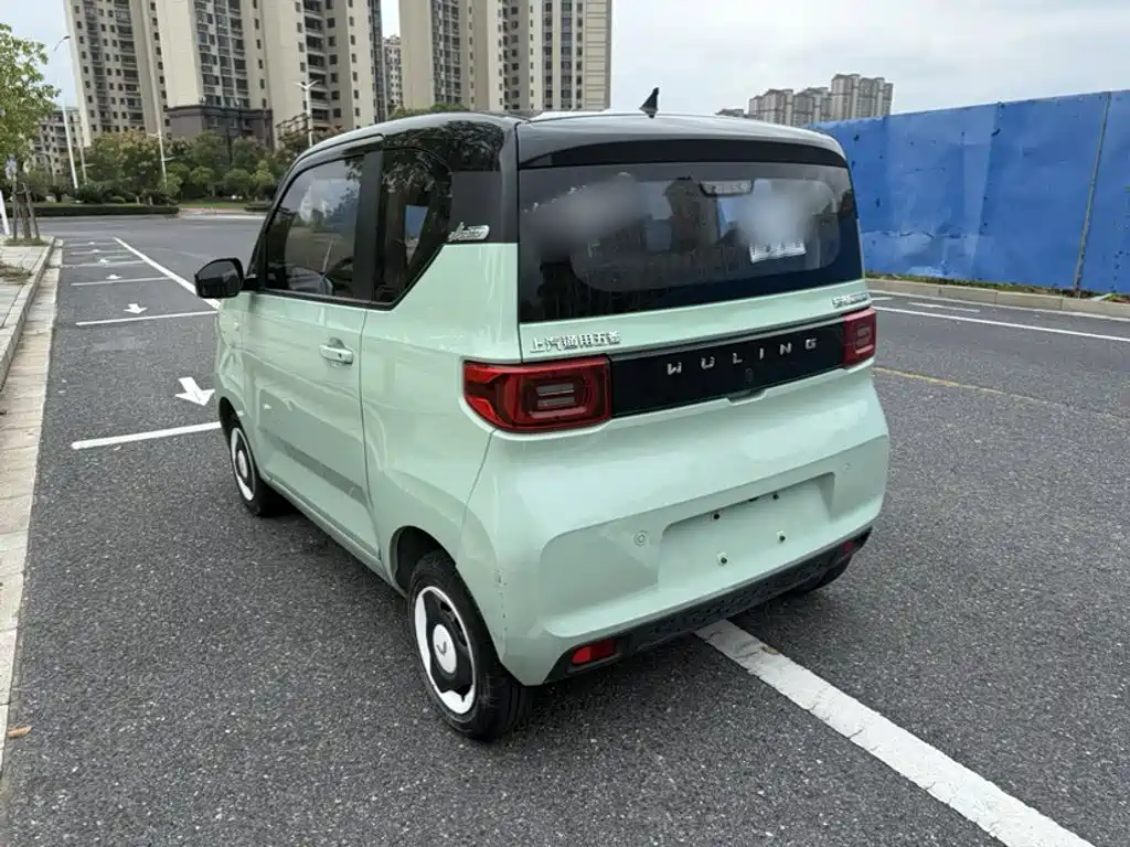 Wuling MINIEV — миниатюра 6