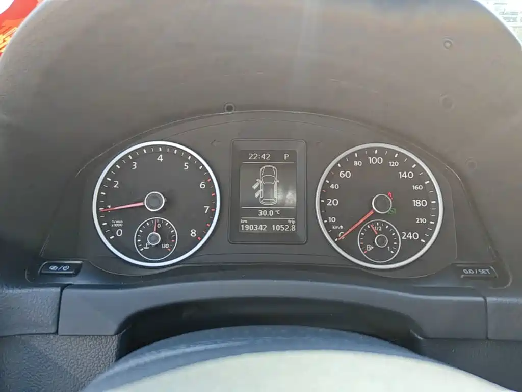 Volkswagen Tiguan — миниатюра 12