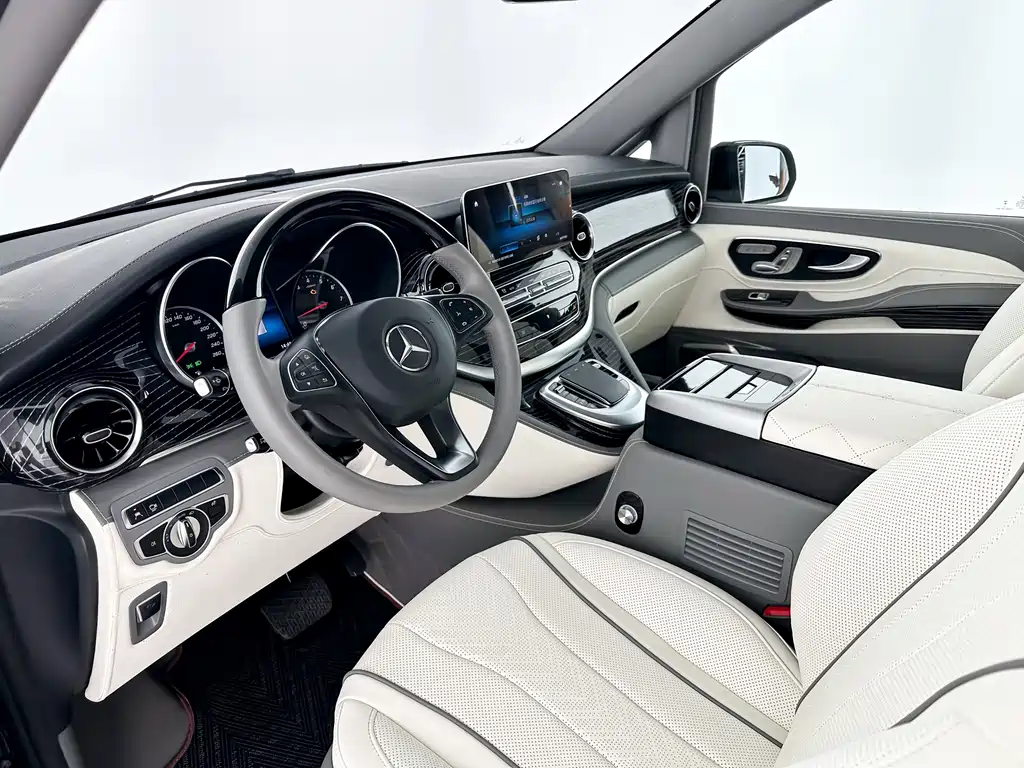 MERCEDES-BENZ V CLASS