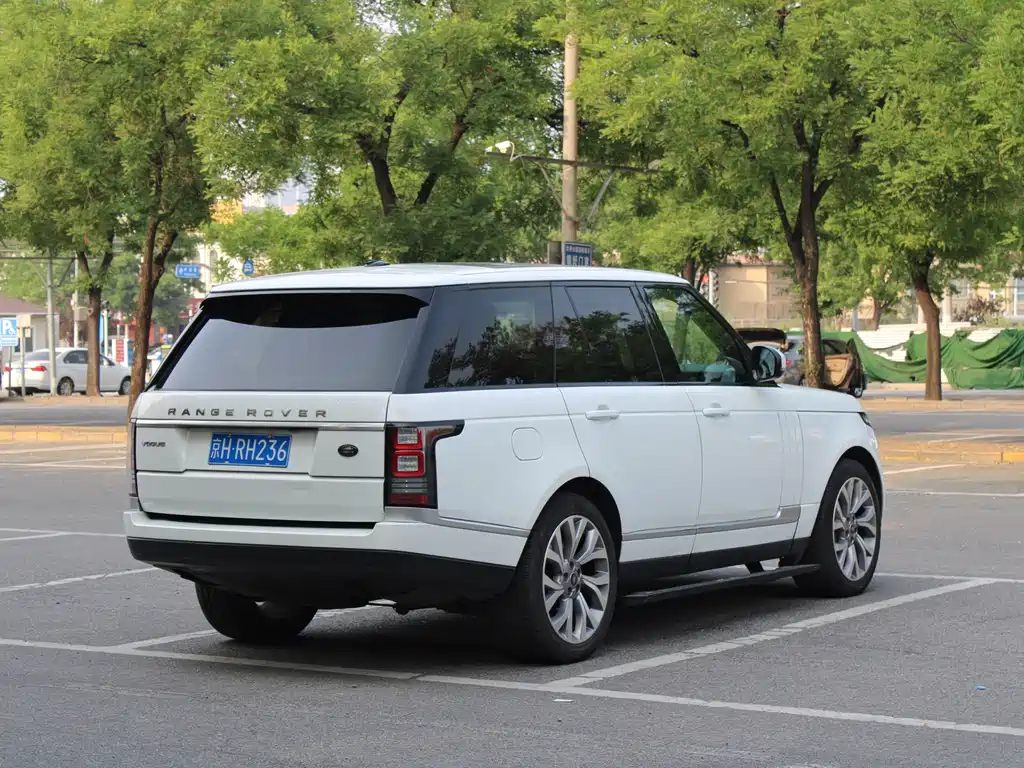Land Rover Range Rover 2013 NA 5.0 V8 Vogue SE