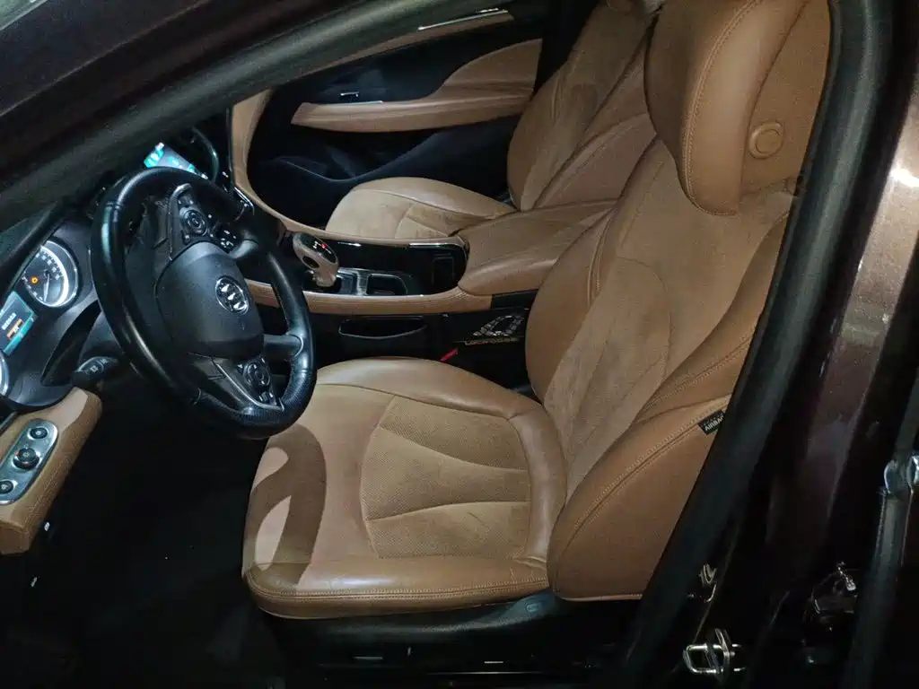 Buick LaCrosse — миниатюра 11