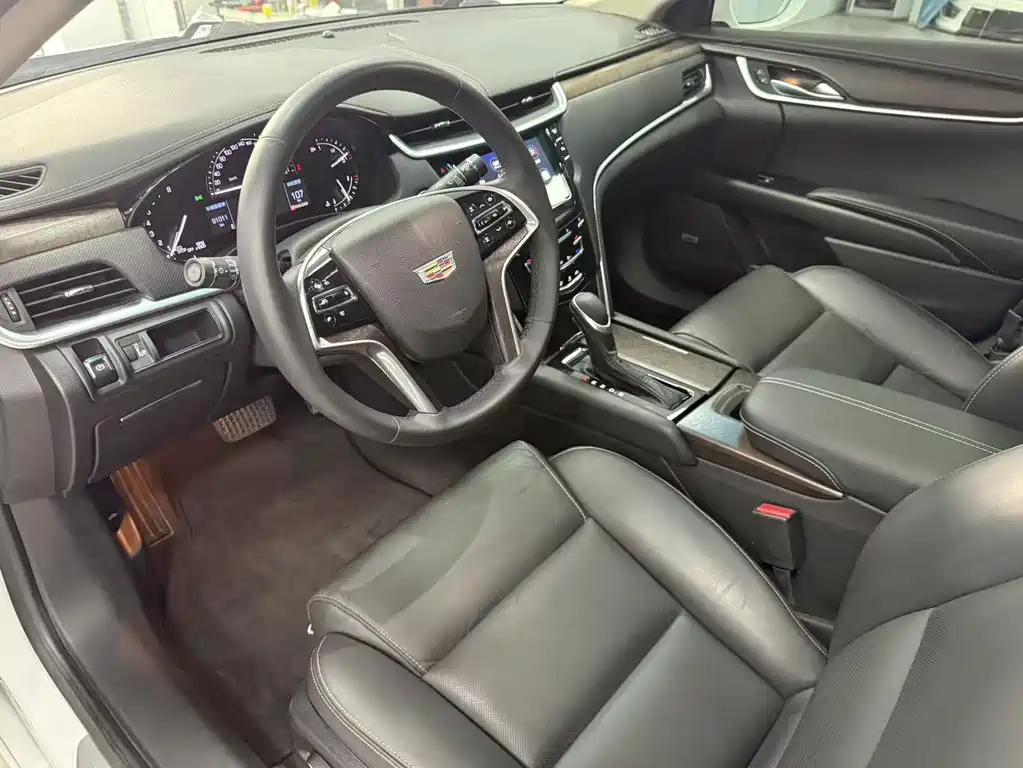 Cadillac XTS — миниатюра 4