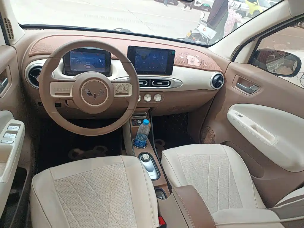 Wuling MINIEV — миниатюра 13