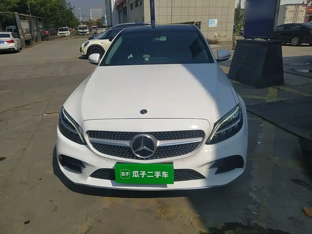 Mercedes-Benz C-Class — миниатюра 3
