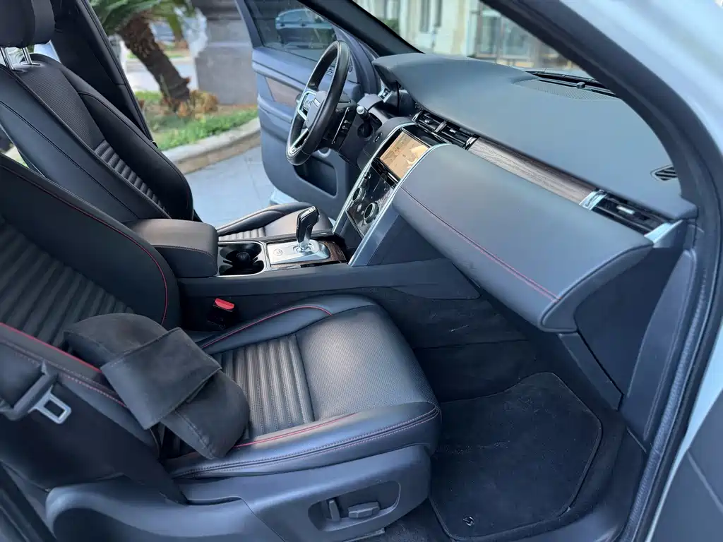 Land Rover Discovery Sport — миниатюра 6