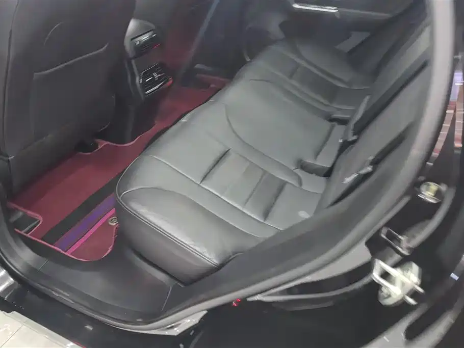 WEI PAI WEI BRAND VV5