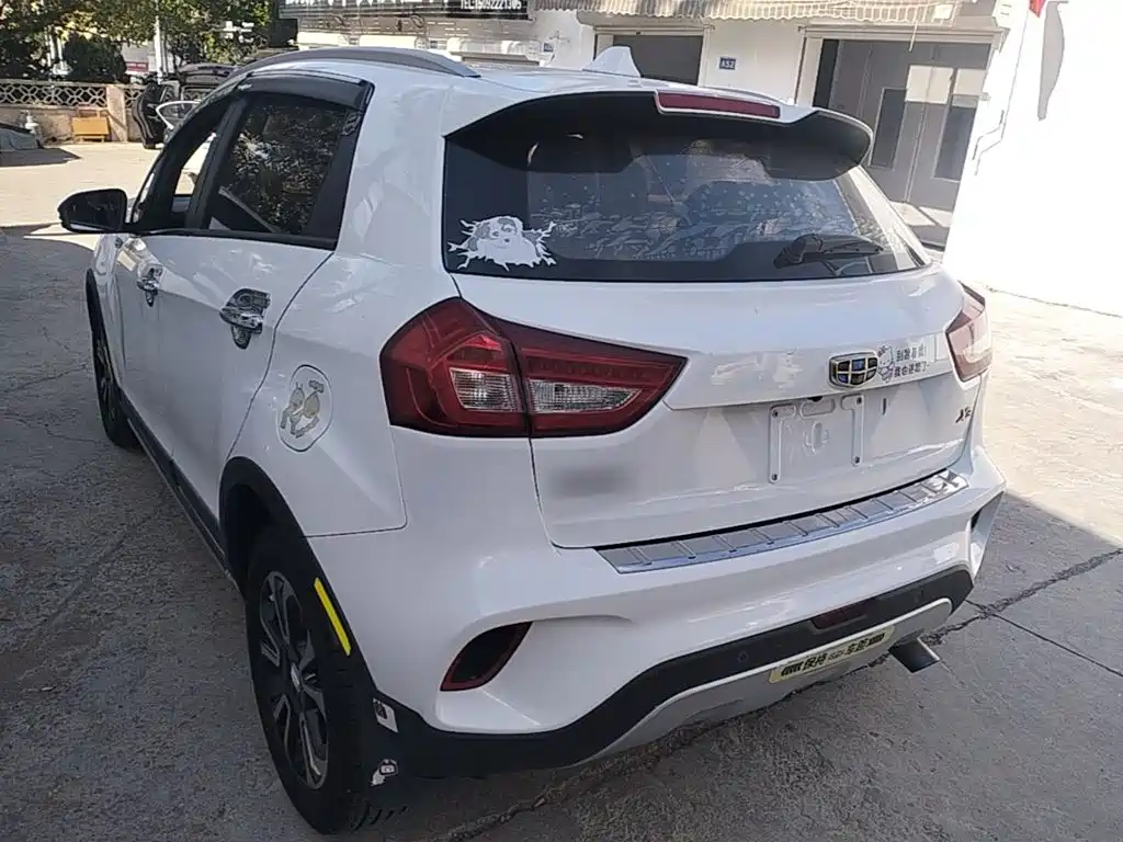 Geely Vision X3 — миниатюра 5