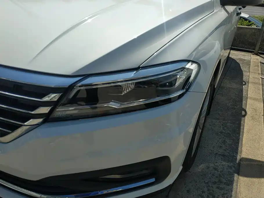 Volkswagen Lavida — миниатюра 5