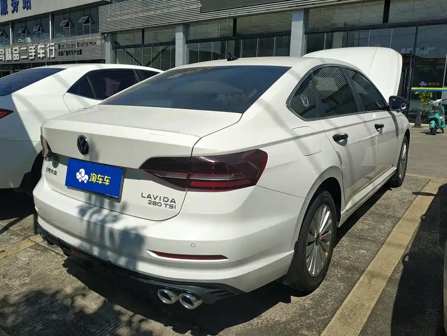 Volkswagen Lavida — миниатюра 3