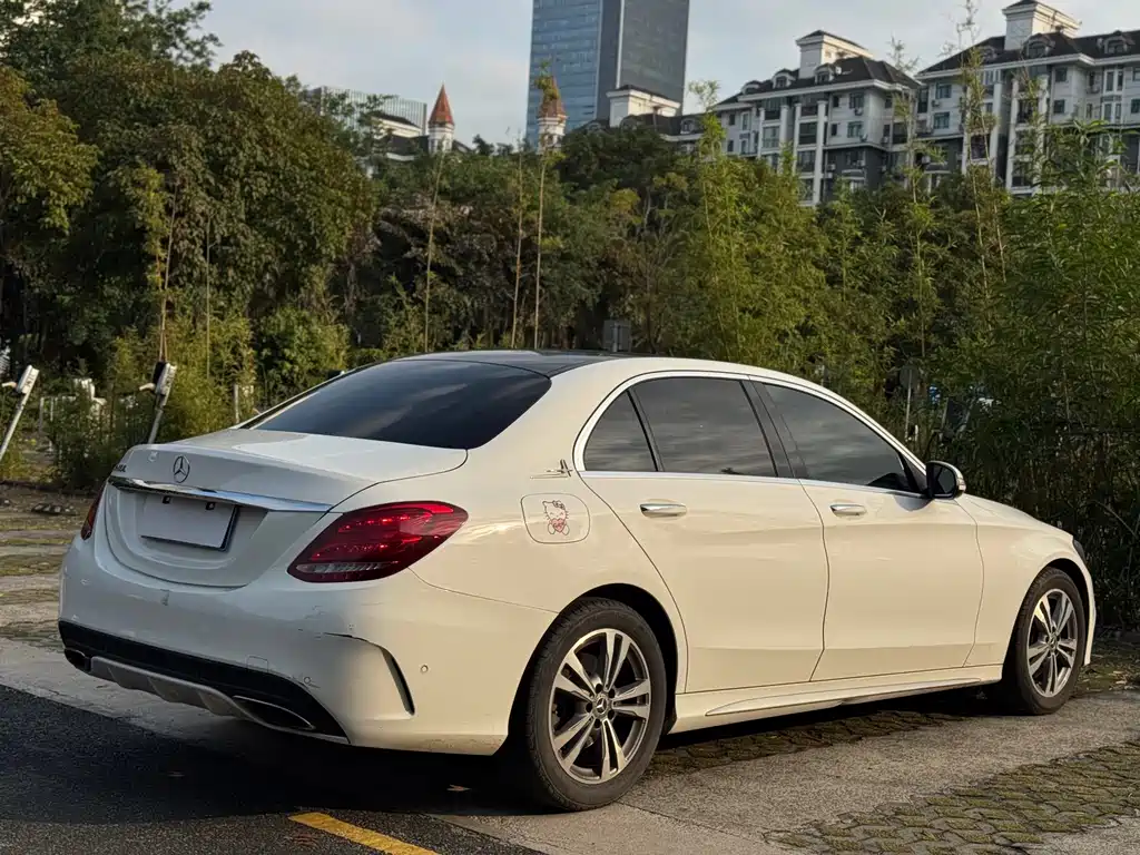 MERCEDES-BENZ C CLASS