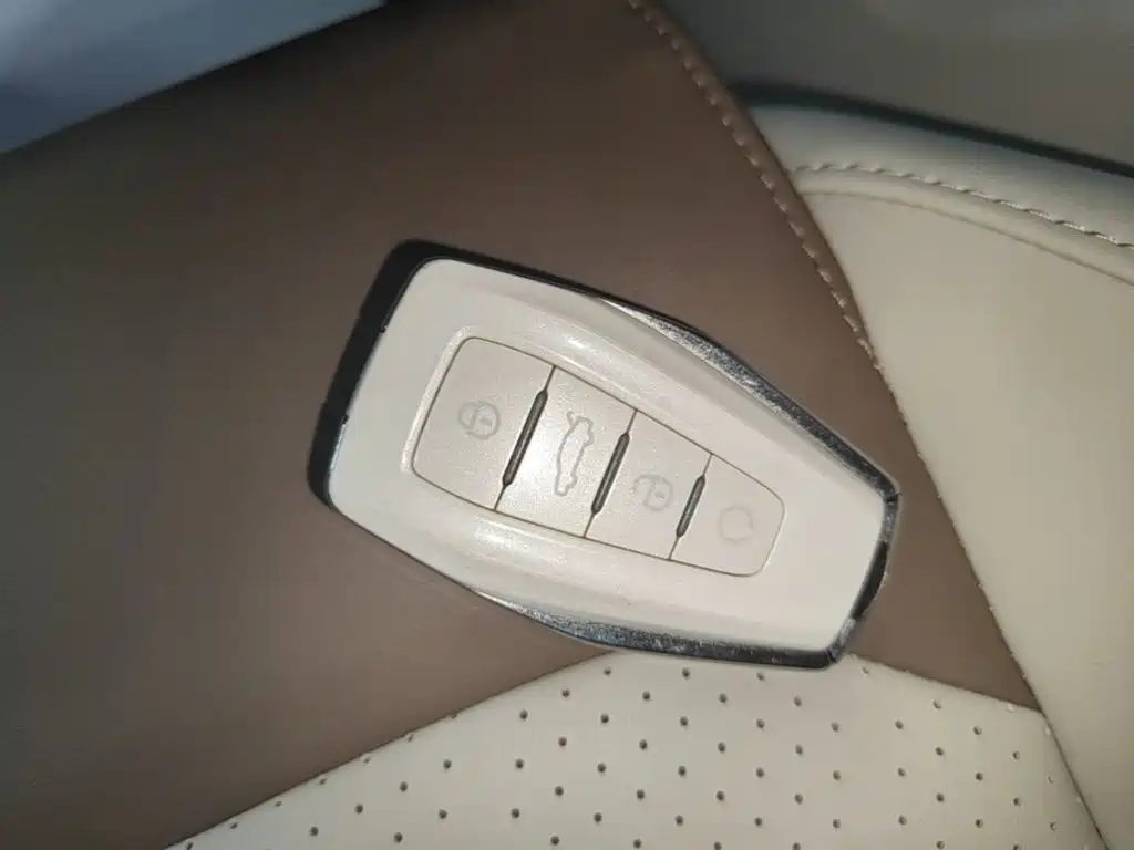 Geely Icon — миниатюра 9
