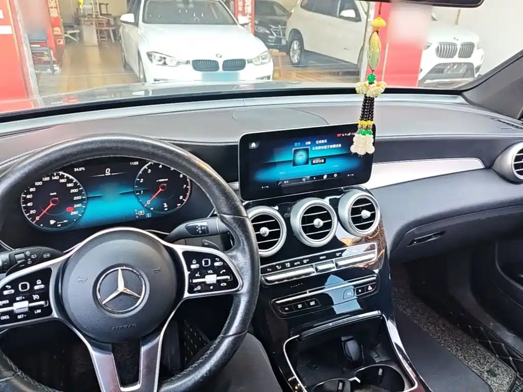 Mercedes-Benz GLC — миниатюра 10
