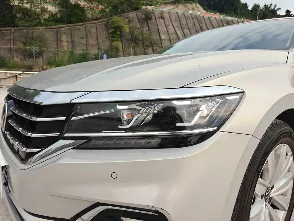 Volkswagen Passat — миниатюра 7