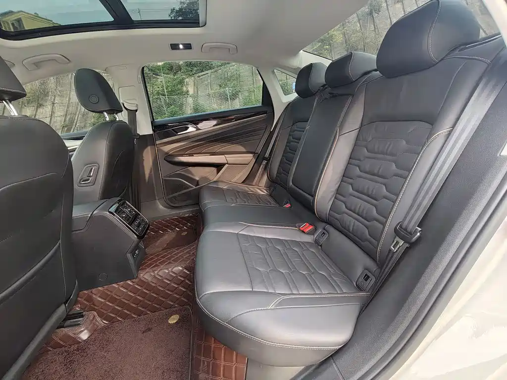 Volkswagen Passat — миниатюра 15