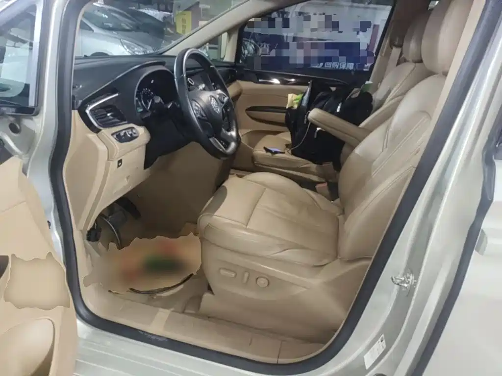 Buick GL8 — миниатюра 15
