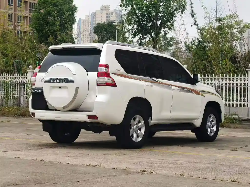 Toyota Prado (Import) — миниатюра 7