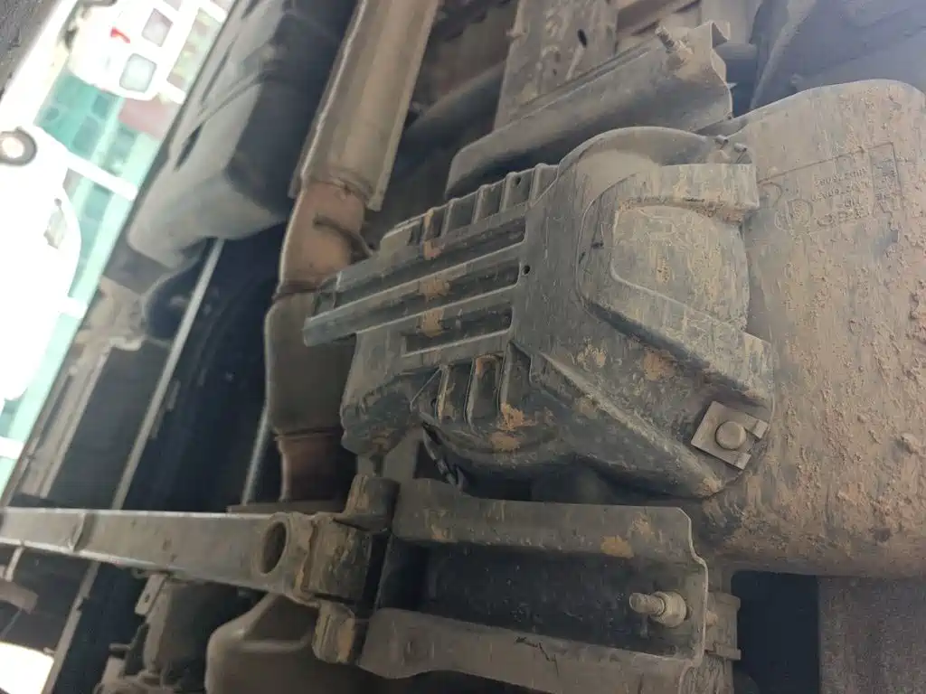 IVECO Ousheng — миниатюра 23