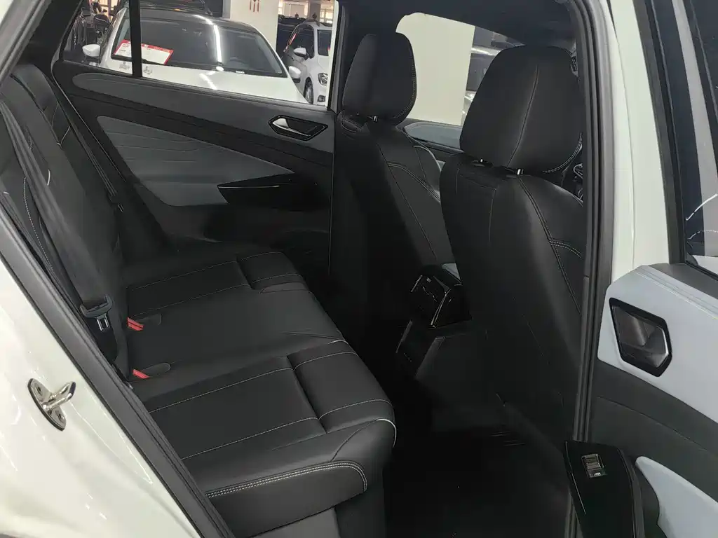 Volkswagen ID.4 X — миниатюра 9