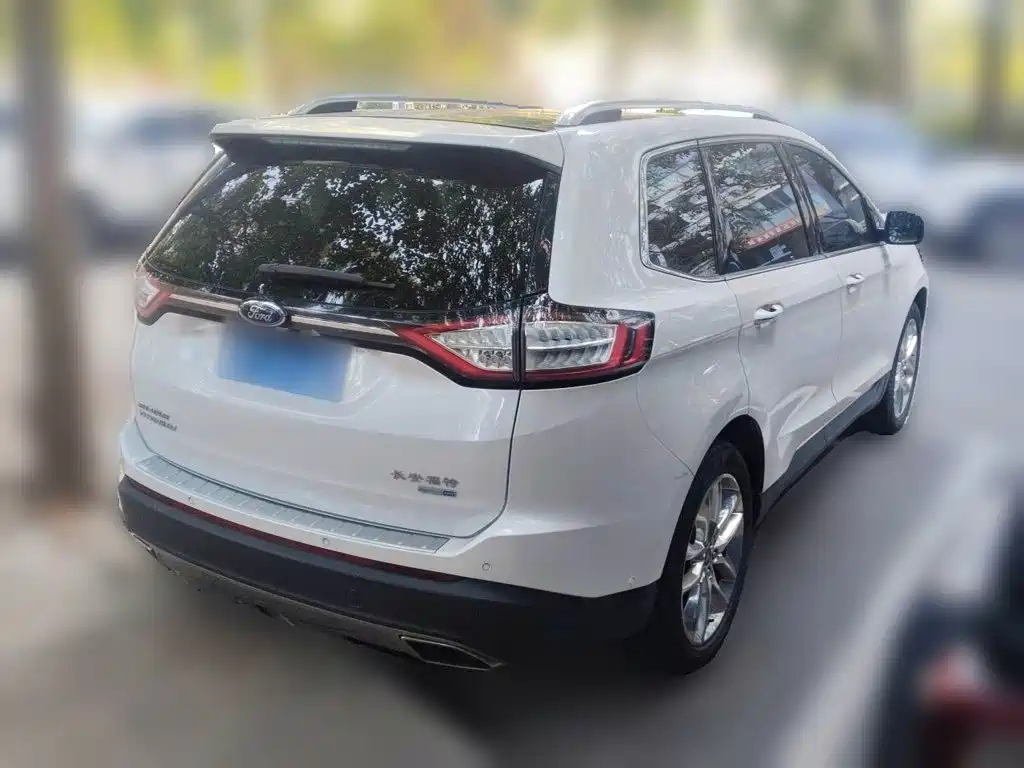 Ford Edge — миниатюра 4