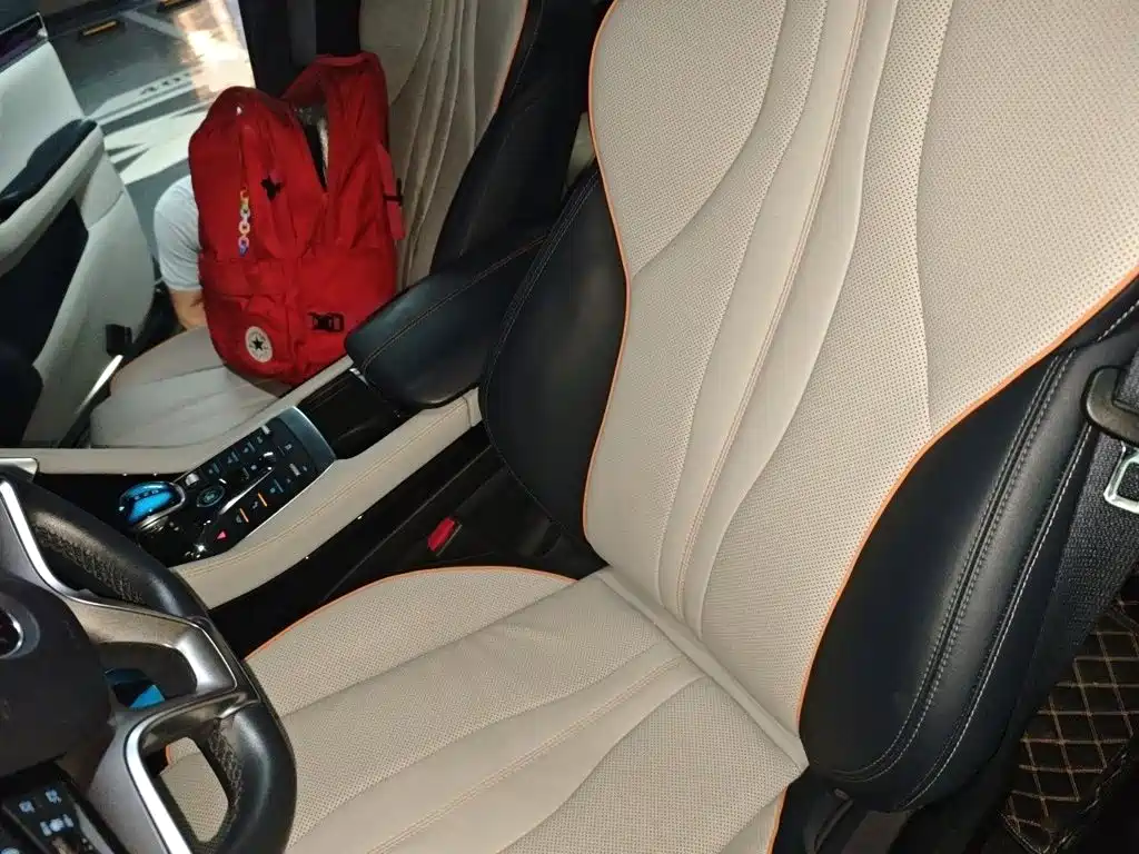 BYD PLUS New Energy — миниатюра 8