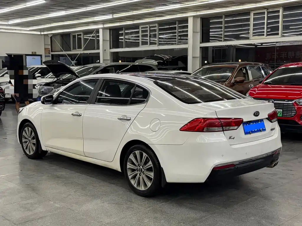 Kia K4 — миниатюра 6