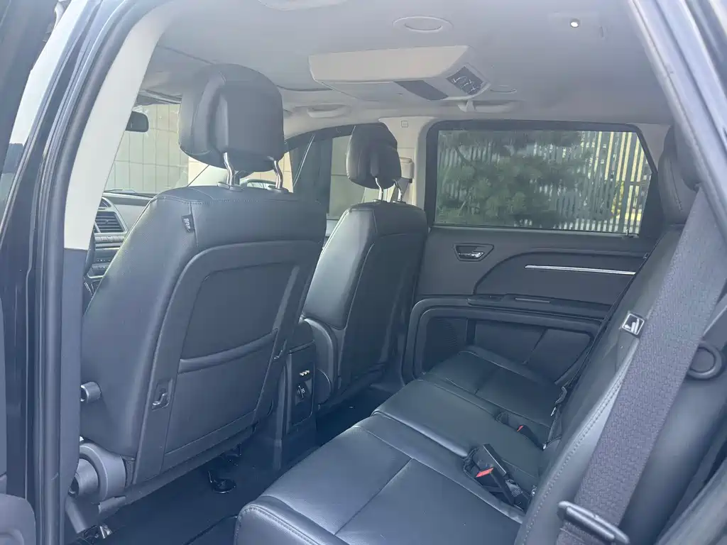 Dodge Journey — миниатюра 7