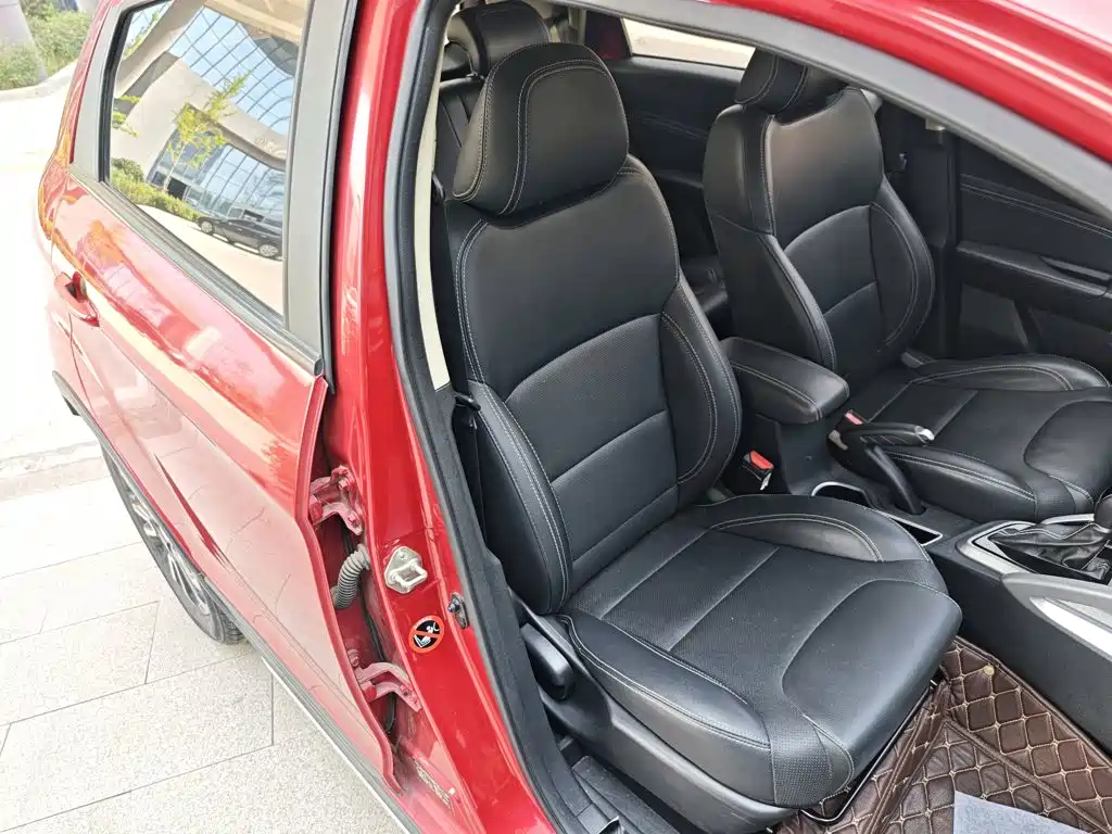 Geely Vision X3 — миниатюра 25