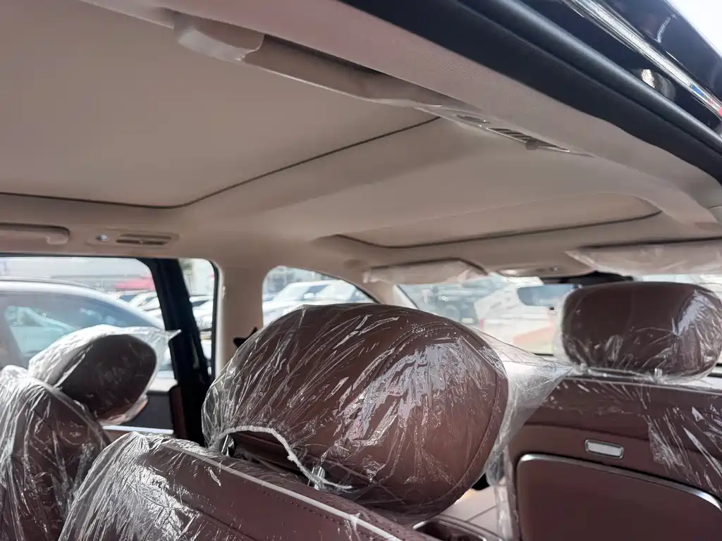 Wuling Xingguang L — миниатюра 11