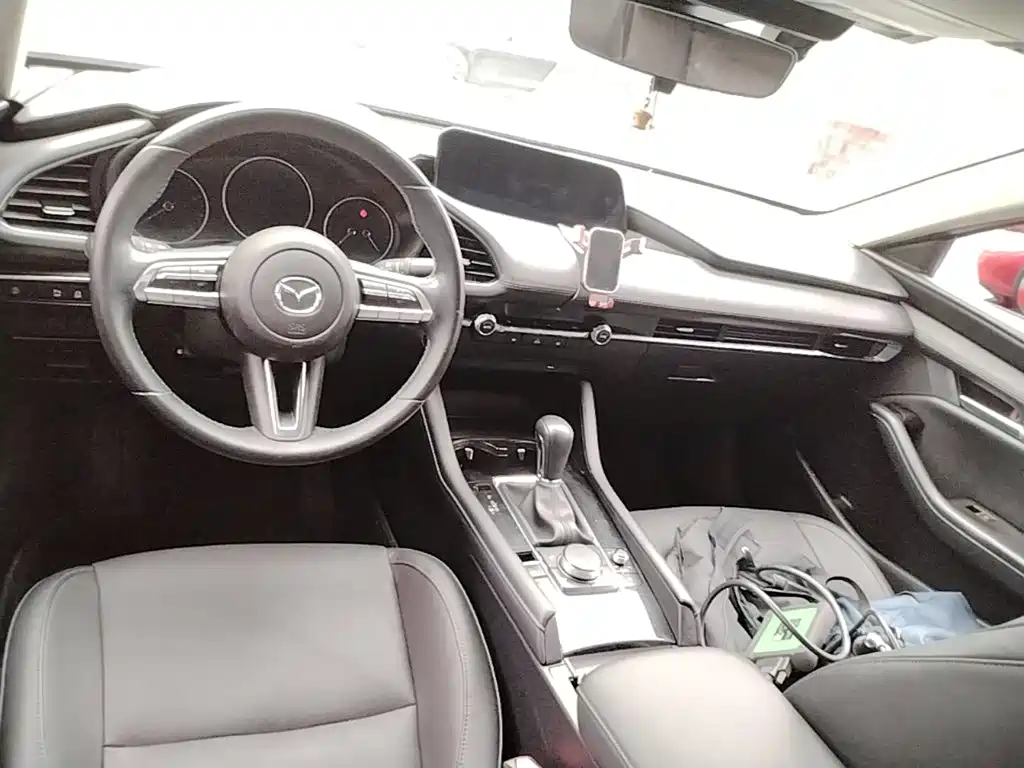 Mazda 3 Axela — миниатюра 10