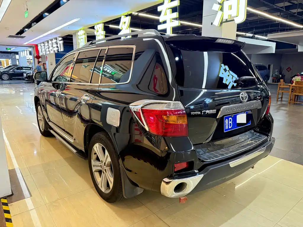 Toyota Highlander — миниатюра 9