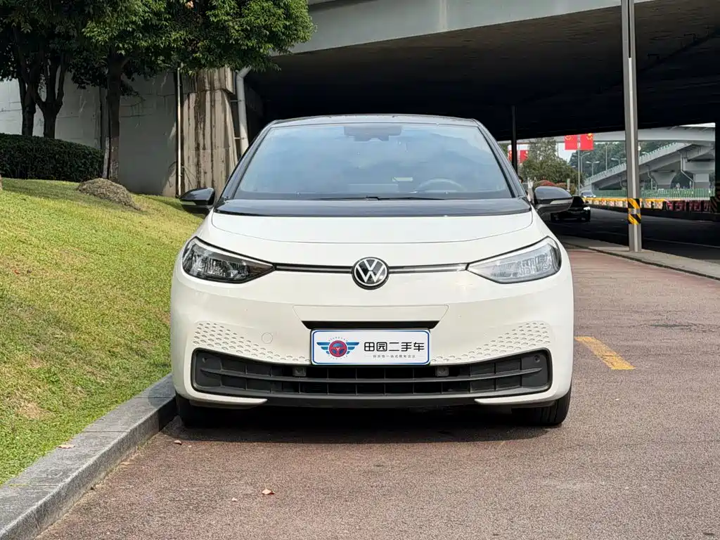 Volkswagen ID.3 — миниатюра 2